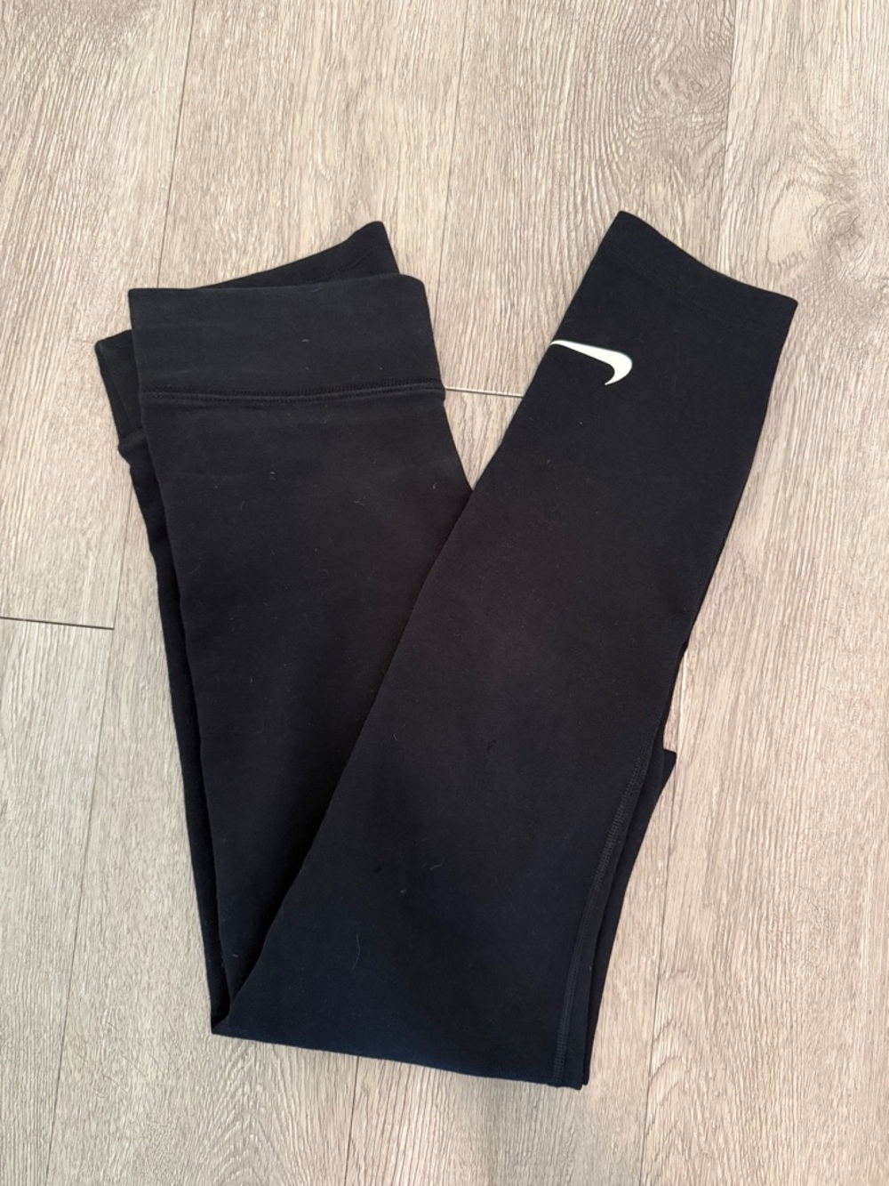 Nike high waist Black Out Leggings w/White Swoosh at ankle -SZ S Like New